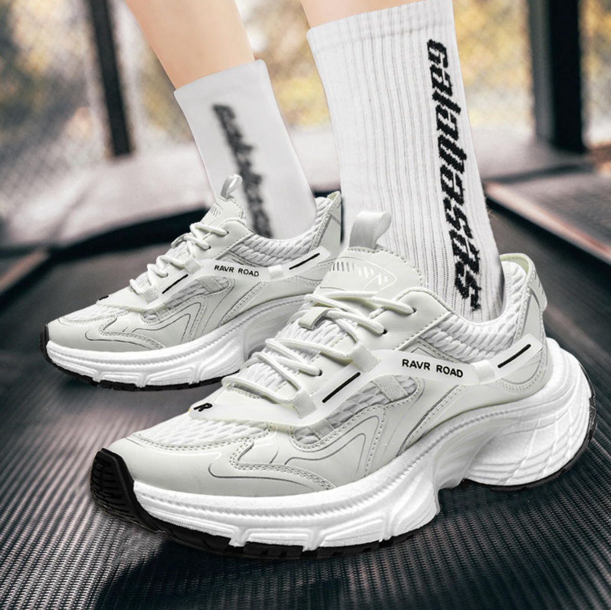 Men’s & Women’s Sports Shoes