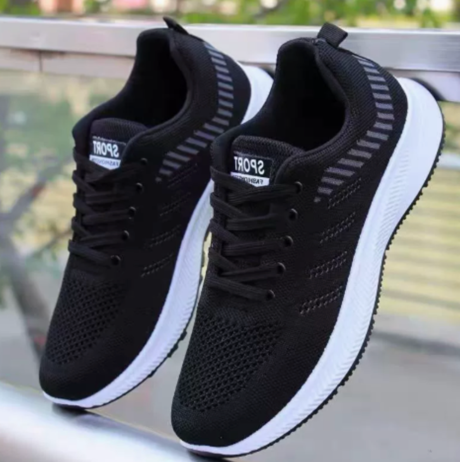 Men’s Breathable Mesh Lace-Up Sneakers
